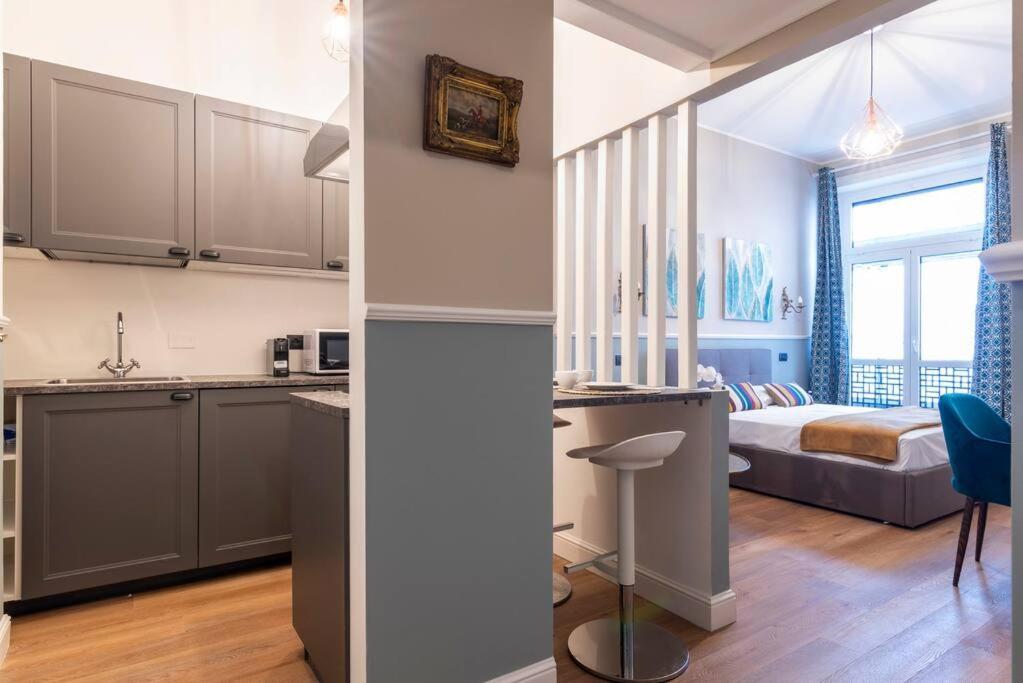 Velasca Flexyrent Apt. Aircon - Wifi - Brand New มิลาน ภายนอก รูปภาพ